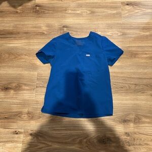 Blue figs Catarina scrub top
